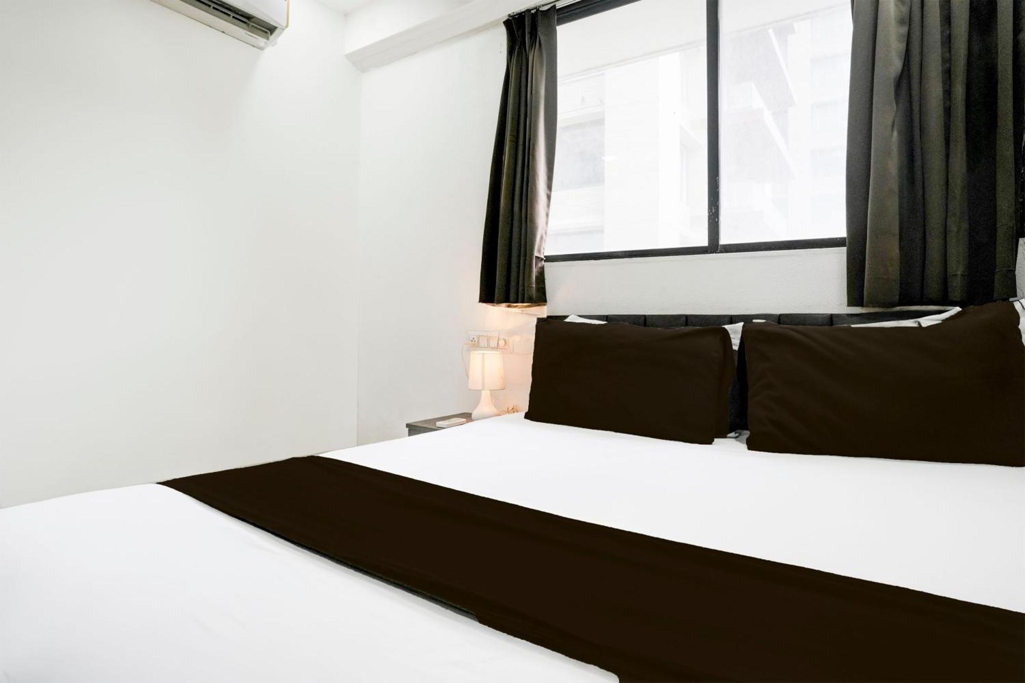 Super Hotel O Vip Road Formerly Hotel Lotus Сурат Екстериор снимка